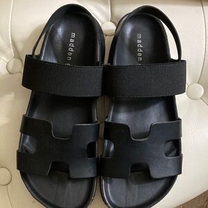 Madden Girl Pixiee Black Sandals Size 8